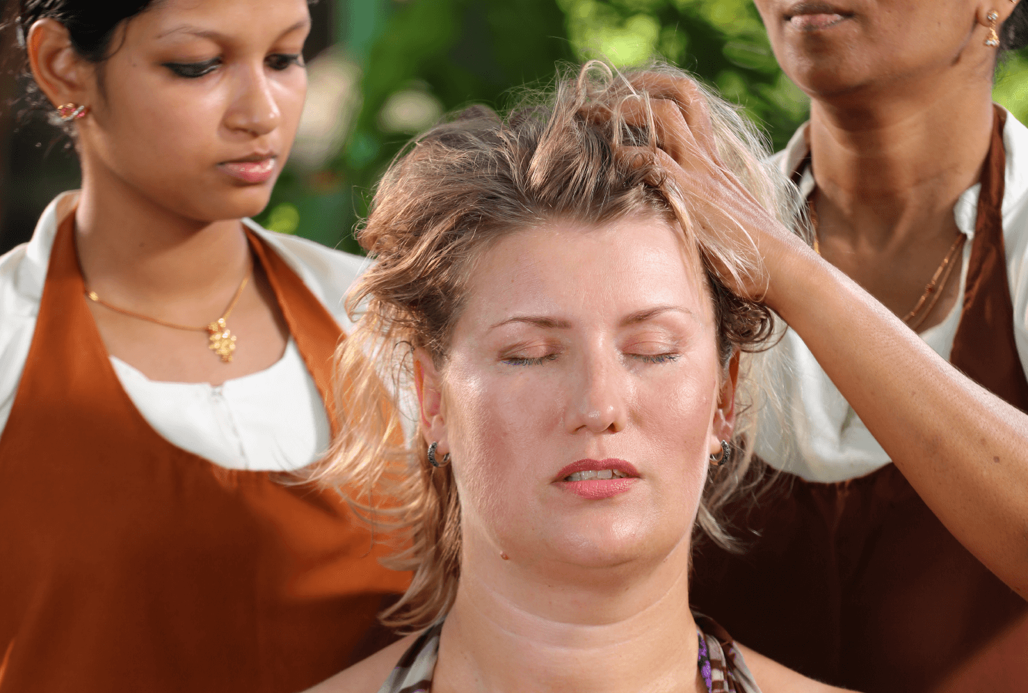 head massage with ayurveda herbal oils
